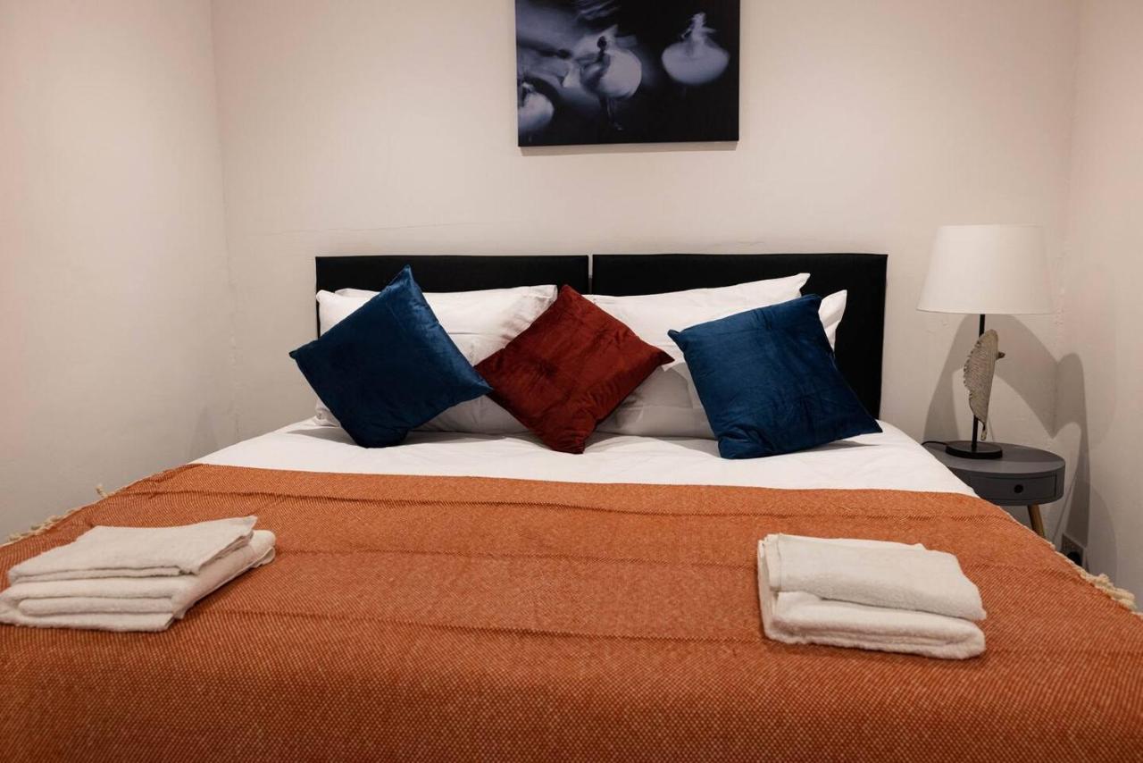 3 Bedroomflat-Free Parking-Wifi-Parking-8People London Exterior photo