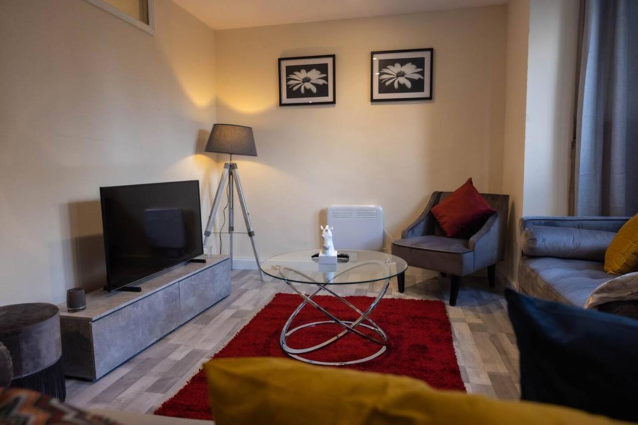3 Bedroomflat-Free Parking-Wifi-Parking-8People London Exterior photo