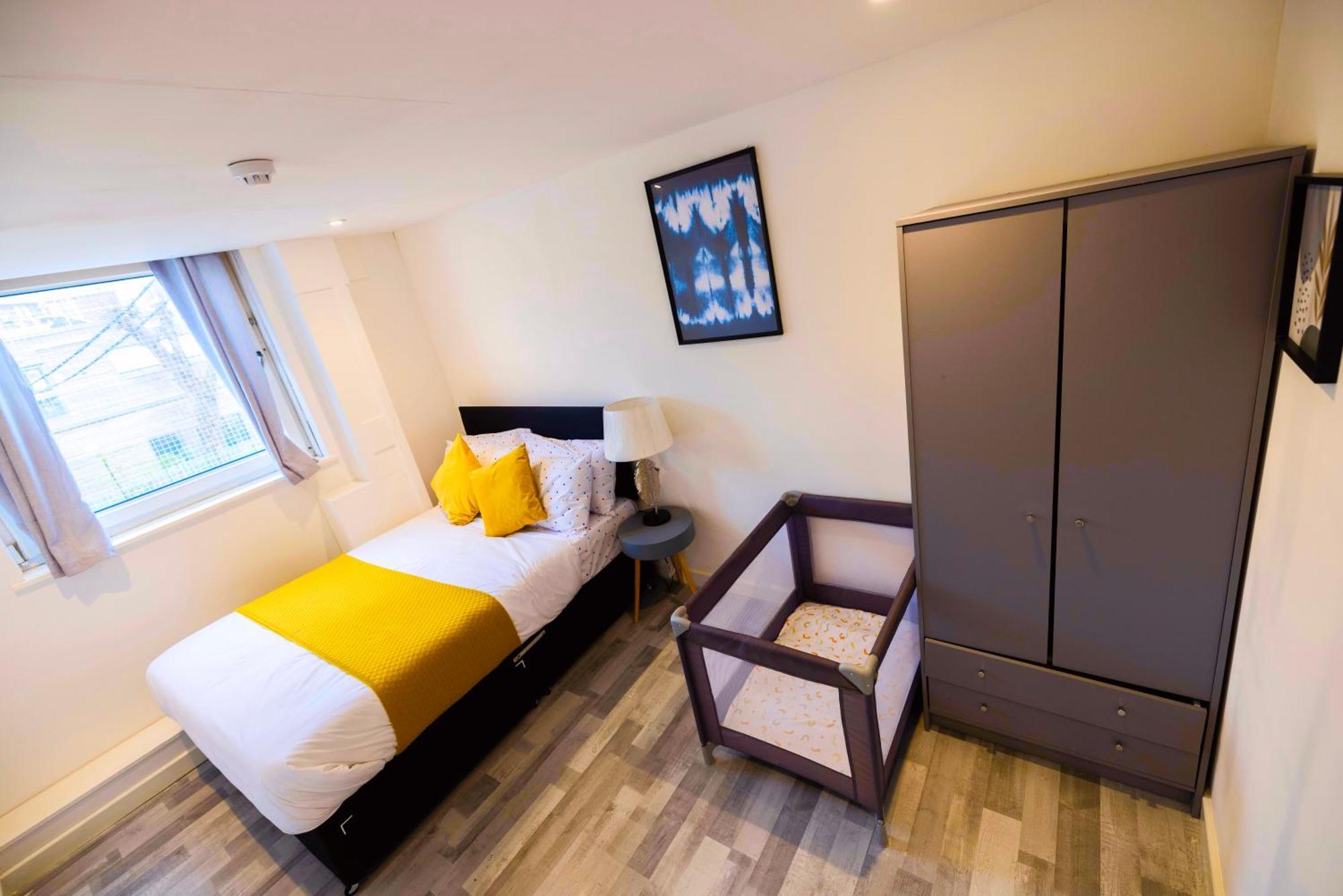 3 Bedroomflat-Free Parking-Wifi-Parking-8People London Exterior photo